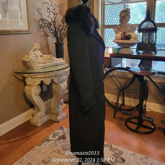 Guess Wool Blend Coat with Faux Fur Collar Brushed Fabric 3/4 Length Designer 68 - Picture 9 of 16